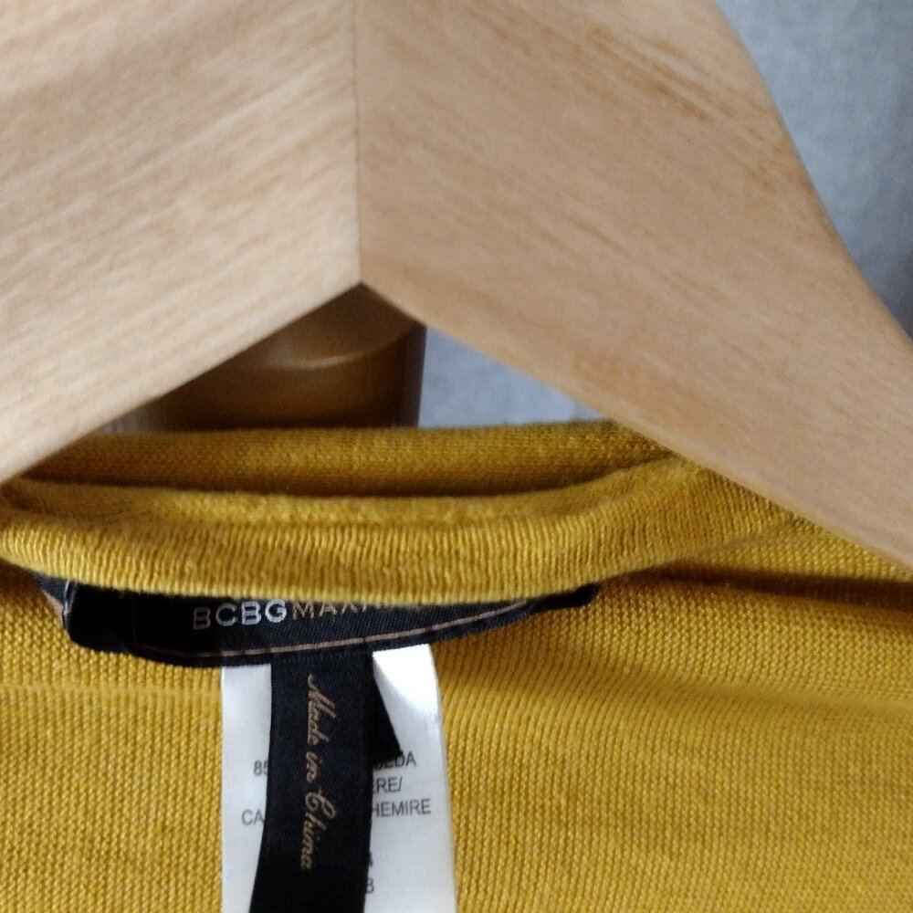 BCBG MaxAzria Silk & Cashmere Blend Cardigan Mustard Yellow Cardigan SweaterXS/S - Picture 5 of 10